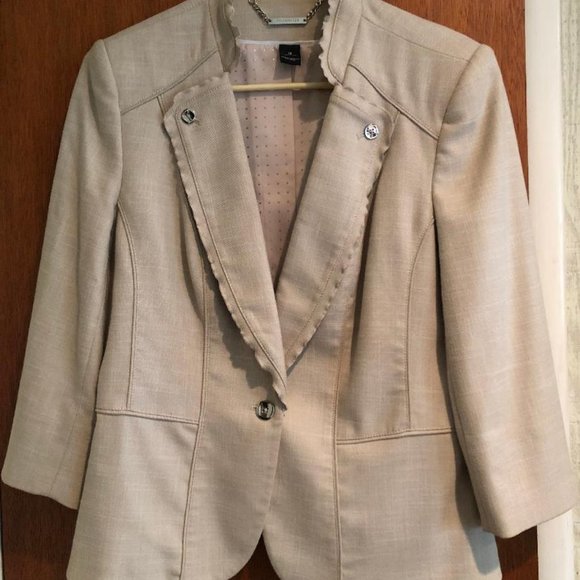White House Black Market Jackets & Blazers - White House Black Market, Women's Cream Jacket/Blazer, Size 12